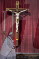 NEWS - Papst Franziskus zelebriert Ostermesse
