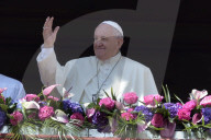 NEWS - Papst Franziskus zelebriert Ostermesse