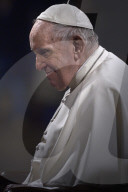 NEWS -  Papst Franziskus während der Kreuzweg-Prozession in Rom