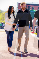 ROYALS - Prinz Harry und Meghan Marklebei den Invictus Games im Zuiderpark in Den Haag