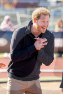 ROYALS - Prinz Harry und Meghan Marklebei den Invictus Games im Zuiderpark in Den Haag