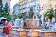 REPORTAGE - Daily Life in Valencia
