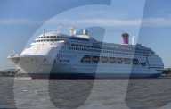 FEATURE - Kreuzfahrtschiff "Ambience" fährt vom Londoner Hafen auf ihrer Jungfernfahrt Richtung Hamburg