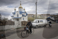 NEWS - Ukraine-Krieg: Begräbnis für Opfer des russischen Angriffs in Borodjanka