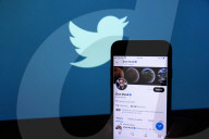 NEWS - Twitter-Vorstand stimmt der Übernahme durch Elon Musk zu
