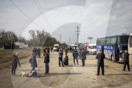 Fortress Zaporizhzhia prepares to fight as war closes in