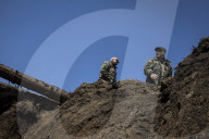 Fortress Zaporizhzhia prepares to fight as war closes in