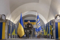Ukraine will ask US for more heavy weapons to defeat Russia, Zelenskiy says