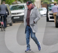 PEOPLE -  Boris Becker macht kurz vor seiner Verurteilung einen Spaziergang in seinem örtlichen Park