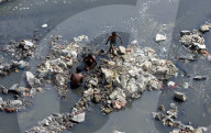 NEWS - Indien: Der Fluss Yamuna in Delhi ist ausgetrocknet
