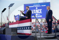 NEWS - Trumps Kandidat J.D. Vance gewinnt die Vorwahlen in Ohio