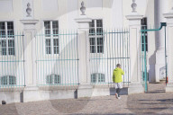 NEWS - Deutsche Bundesregierung trifft sich zu einer Klausurtagung im Schloss Meseberg