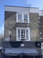 PEOPLE - Adele gibt Pläne für Londoner "Mega-Villa" auf