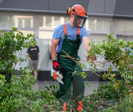 NEWS - Hanau: Spurensicherung nach Balkon-Drama mit 2 toten Kindern