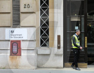 NEWS - Trotz Ende des Home-Office: Viele Regierungsgebäude in Whitehall stehen leer
