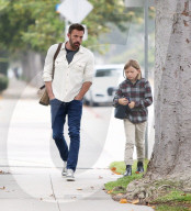 PREMIUM EXCLUSIVE Ben Affleck Enjoys Daddy While Strolling With Son Sam