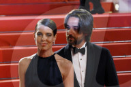 ROYALS - Charlotte Casiraghi und ihr Ehemann Dimitri Rassam an Filmpremiere in Cannes