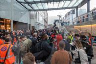Elizabeth Line Opens to Passengers