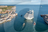 NEWS -  Der Flugzeugträger HMS Prince of Wales verlässt die Marinebasis in Portsmouth zu einem NATO Einsatz
