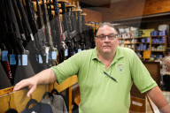 Gun sales in USA