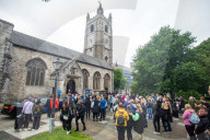 NEWS -  Trauer um ermordeten Teenager: Beerdigung von Bobbi-Anne McLeod in Plymouth