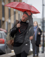 FEATURE - Feuchtes Wetter in London vor den Feierlichkeiten zum Platinjubiläum der Königin