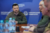 NEWS - Ukraine-Krieg: Der ukrainische Präsident Zelenskyy reist an die Front in der Region Charkiw