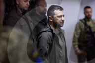 NEWS - Ukraine-Krieg: Der ukrainische Präsident Zelenskyy reist an die Front in der Region Charkiw
