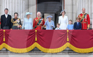 ROYALS - Platinum Jubilee: Die Royals auf dem Balkon