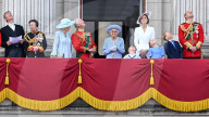 ROYALS - Platinum Jubilee: Die Royals auf dem Balkon