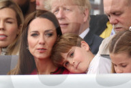 ROYALS - Platinum Jubilee: Zum Abschluss winkt die Queen 