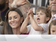 ROYALS - Platinum Jubilee: Zum Abschluss winkt die Queen 
