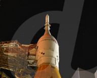 NEWS - Die NASA bringt die SLS-Rakete zu ihrem Startkomplex im Kennedy Space Center