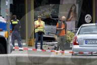 NEWS - Fahrzeug fährt in Berlin in Menschengruppe: Ein Toter, mehrere Verletzte am Breitscheidplatz
