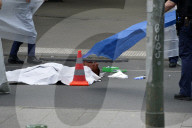 NEWS - Fahrzeug fährt in Berlin in Menschengruppe: Ein Toter, mehrere Verletzte am Breitscheidplatz