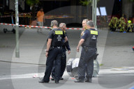 NEWS - Fahrzeug fährt in Berlin in Menschengruppe: Ein Toter, mehrere Verletzte am Breitscheidplatz