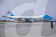 NEWS - US-Präsident Biden trifft in LA zum Amerika-Gipfel ein