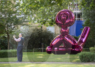 Christie's press preview Jeff Koons, Balloon Monkey