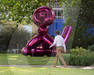 Christie's press preview Jeff Koons, Balloon Monkey