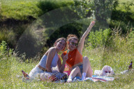 Three day heatwave hits London and the South East.