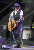 PEOPLE - Johnny Depp tritt in einem Konzert in Helsinki auf