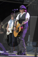 PEOPLE - Johnny Depp tritt in einem Konzert in Helsinki auf