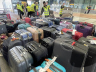 NEWS - GB: Gepäck-Chaos am Flughafen Heathrow