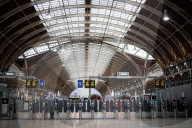 NEWS - GB: Leere Bahnhöfe in London wegen Eisenbahnerstreik