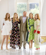 ROYALS - Die niederländische Königsfamilie beim traditionellen Sommer-Fototermin in Den Haag