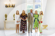ROYALS - Die niederländische Königsfamilie beim traditionellen Sommer-Fototermin in Den Haag