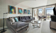 PEOPLE - Jon Bon Jovi hat sein Haus in West Village, New York, für 22 Millionen Dollar verkauft