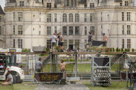 montage scène Sting à Chambord // Sting stage construction in Chambord