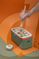 FEATURE - Solarbetriebene Lunchboxen halten das Essen warm oder kühl, je nachdem, was auf dem Speiseplan steht
