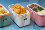 FEATURE - Solarbetriebene Lunchboxen halten das Essen warm oder kühl, je nachdem, was auf dem Speiseplan steht

